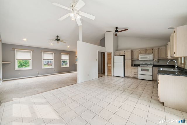 1 Lasalette Way, North Branford, CT 06471