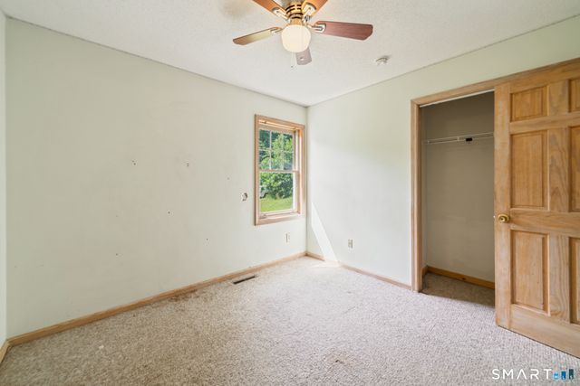 1 Lasalette Way, North Branford, CT 06471