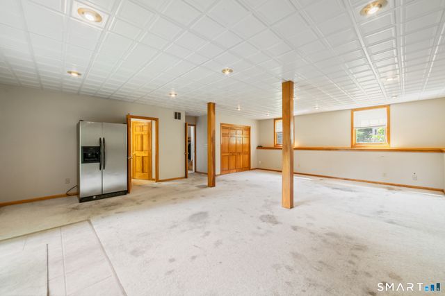 1 Lasalette Way, North Branford, CT 06471