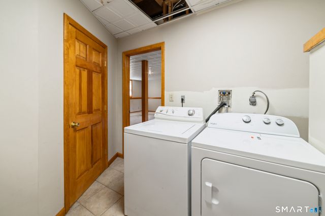 1 Lasalette Way, North Branford, CT 06471