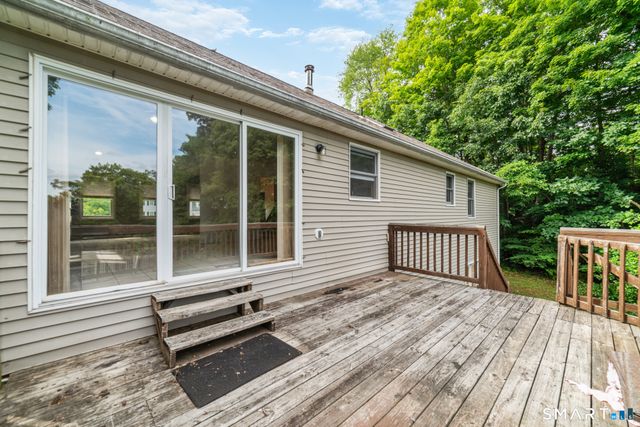 1 Lasalette Way, North Branford, CT 06471