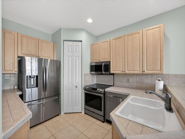 1805 Mariner Bay Boulevard, Fort Pierce, FL 34949