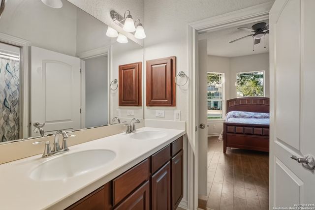 2634 Amber View, San Antonio, TX 78261