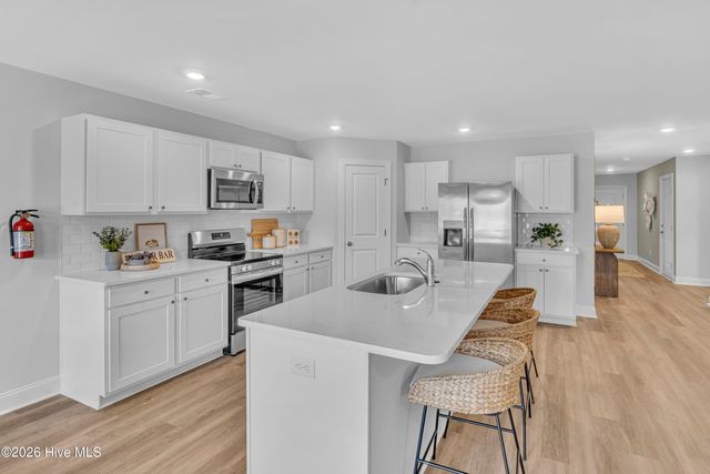 7138 Woodline Drive SW, Sunset Beach, NC 28468