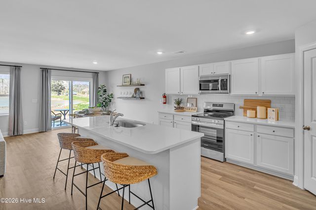 7138 Woodline Drive SW, Sunset Beach, NC 28468