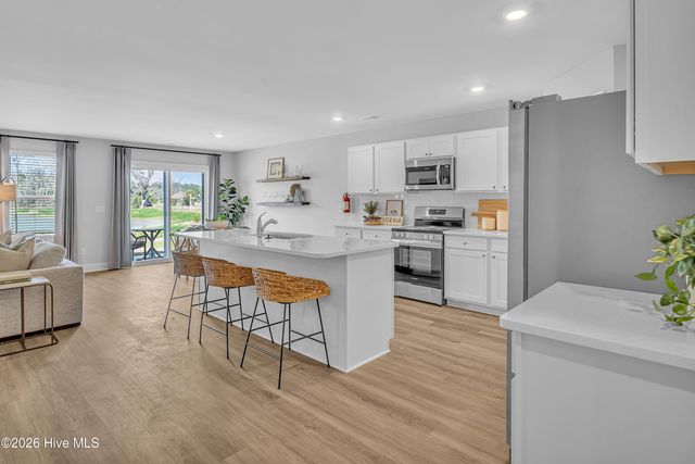 7138 Woodline Drive SW, Sunset Beach, NC 28468