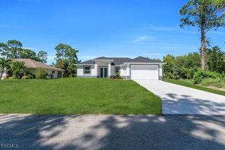 2906 14th ST W, Lehigh Acres, FL 33971