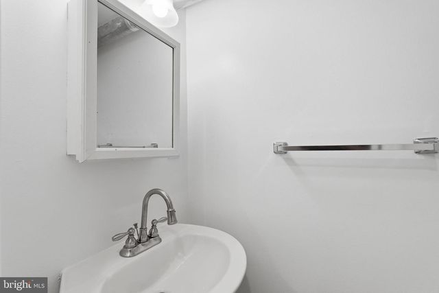 2320 NORTH CAPITOL ST NW, Washington, DC 20002