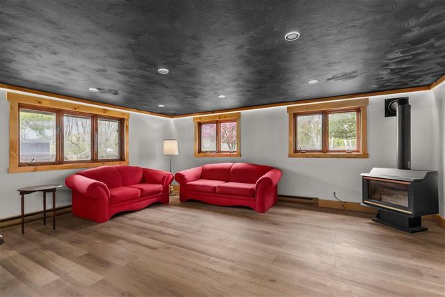 185 ISLAND DRIVE, Iola, WI 54945