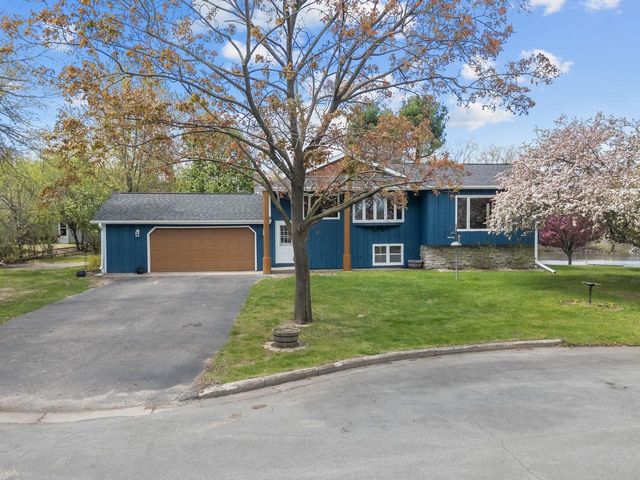 185 ISLAND DRIVE, Iola, WI 54945