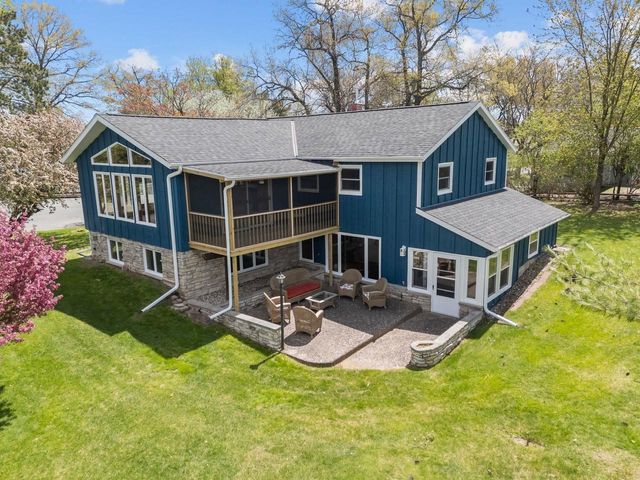 185 ISLAND DRIVE, Iola, WI 54945