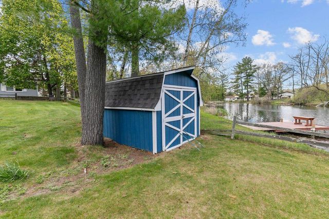 185 ISLAND DRIVE, Iola, WI 54945