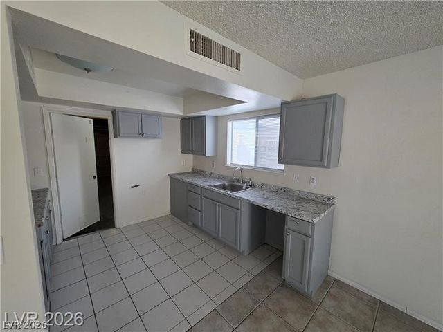 7235 Wichita Court, Las Vegas, NV 89119