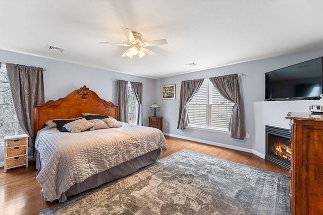 11 Aris Way 11, Milford, MA 01757