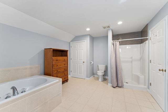 11 Aris Way 11, Milford, MA 01757