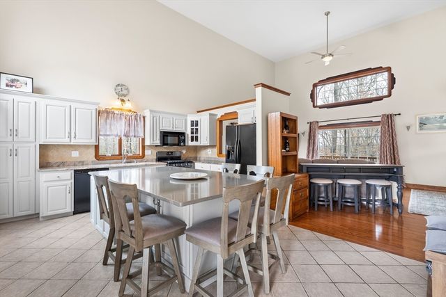 11 Aris Way 11, Milford, MA 01757