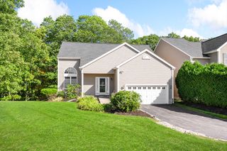 11 Aris Way 11, Milford, MA 01757