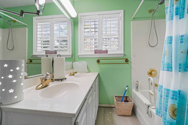 408 Rosemary St., Georgetown, SC 29440