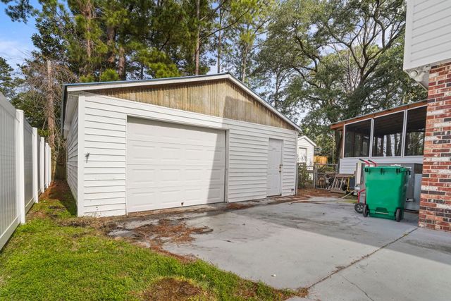 408 Rosemary St., Georgetown, SC 29440