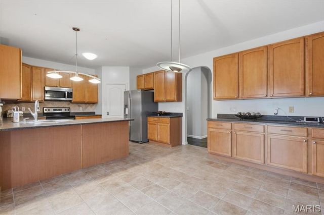 85 Aspen Ridge Court, St Peters, MO 63376