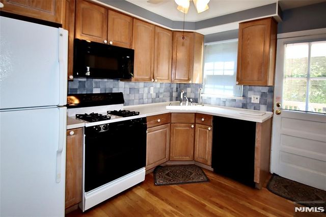 17-19 Greenwood Drive, Fair Lawn, NJ 07410