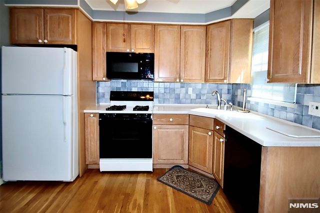 17-19 Greenwood Drive, Fair Lawn, NJ 07410