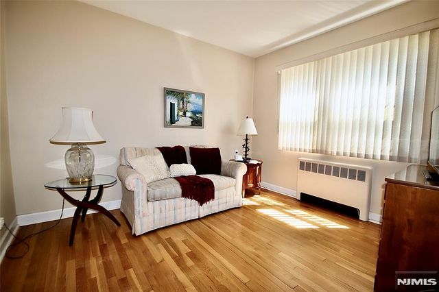 17-19 Greenwood Drive, Fair Lawn, NJ 07410