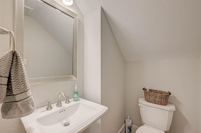 2022 Tarfite Place, Houston, TX 77077