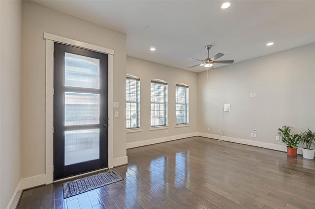 2022 Tarfite Place, Houston, TX 77077