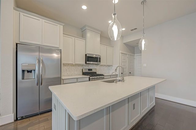 2022 Tarfite Place, Houston, TX 77077