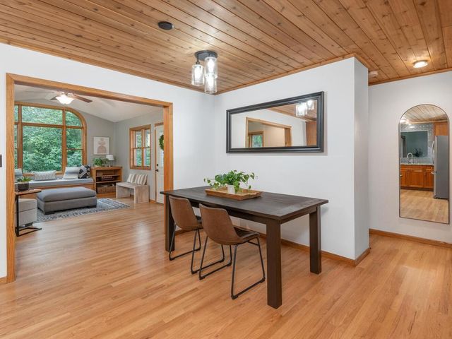7875 44th Street Court N, Oakdale, MN 55128