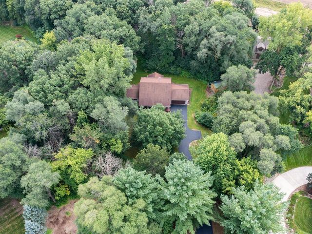7875 44th Street Court N, Oakdale, MN 55128