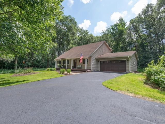 7875 44th Street Court N, Oakdale, MN 55128