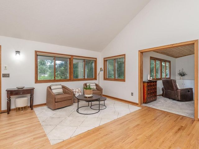 7875 44th Street Court N, Oakdale, MN 55128