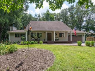 7875 44th Street Court N, Oakdale, MN 55128