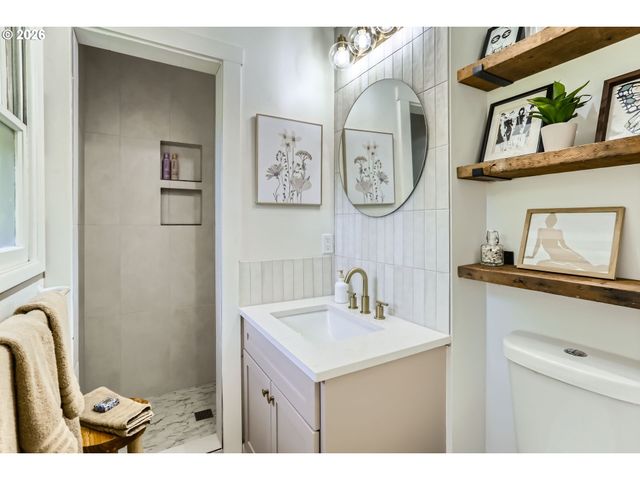 3045 Sw 116TH Ave, Beaverton, OR 97005