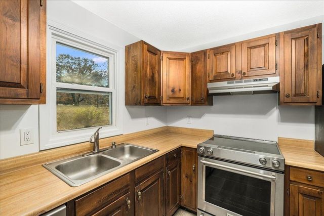 109 Old Prescott Hill Road, Laconia, NH 03246