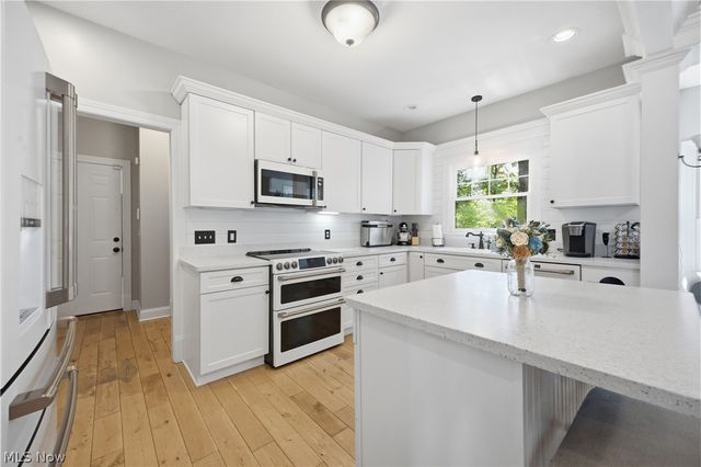 2692 Pitcher Plant Court, Uniontown, OH 44685