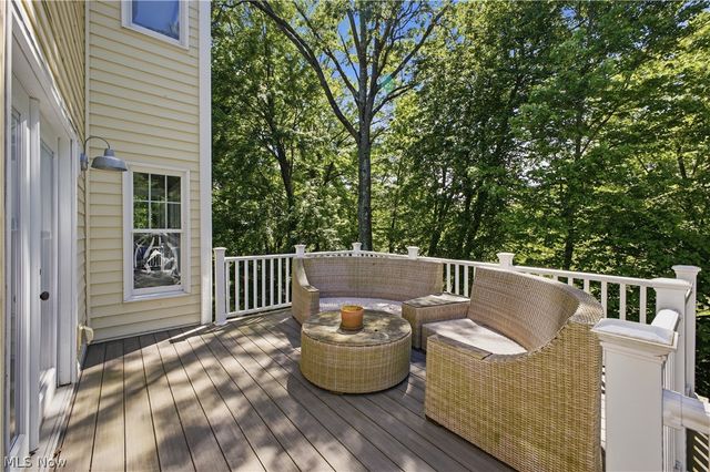 2692 Pitcher Plant Court, Uniontown, OH 44685