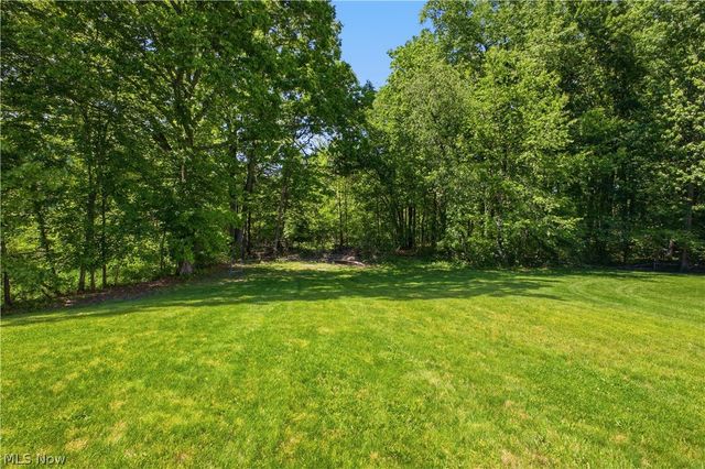 2692 Pitcher Plant Court, Uniontown, OH 44685