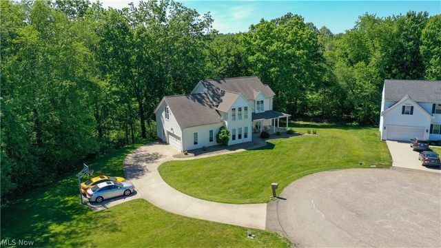 2692 Pitcher Plant Court, Uniontown, OH 44685