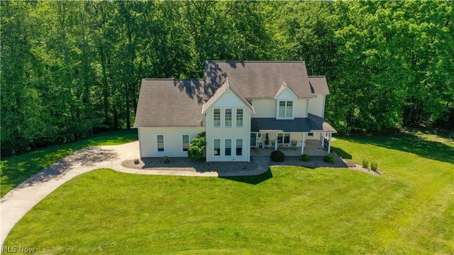 2692 Pitcher Plant Court, Uniontown, OH 44685