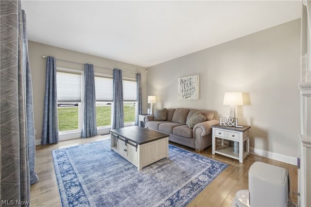 2692 Pitcher Plant Court, Uniontown, OH 44685