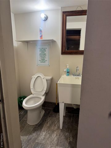 61 central Avenue, Ossining, NY 10562