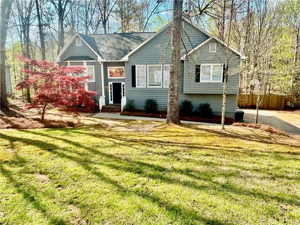 330 Amsterdam Way, Dallas, GA 30132