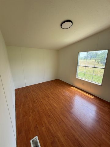 101 Christi Drive, Southmayd, TX 76268