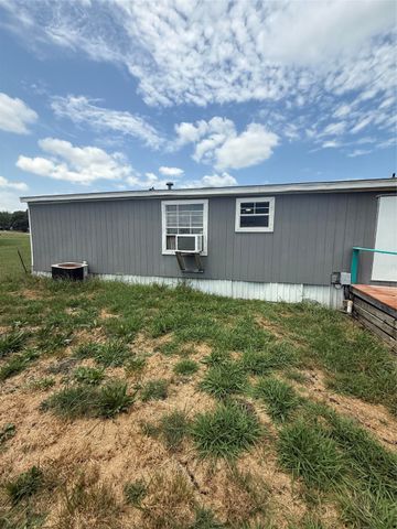 101 Christi Drive, Southmayd, TX 76268