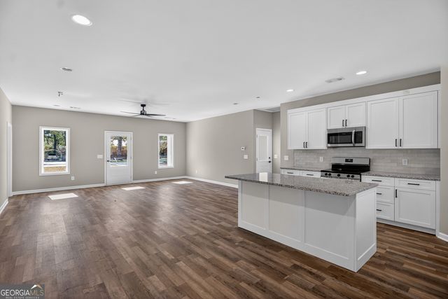 3060 15t hSw, Lanett, AL 36863