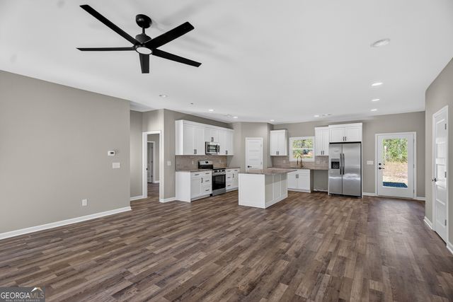 3060 15t hSw, Lanett, AL 36863