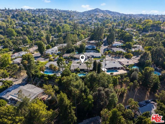 5576 El Canon Avenue, Woodland Hills (los Angeles), CA 91367